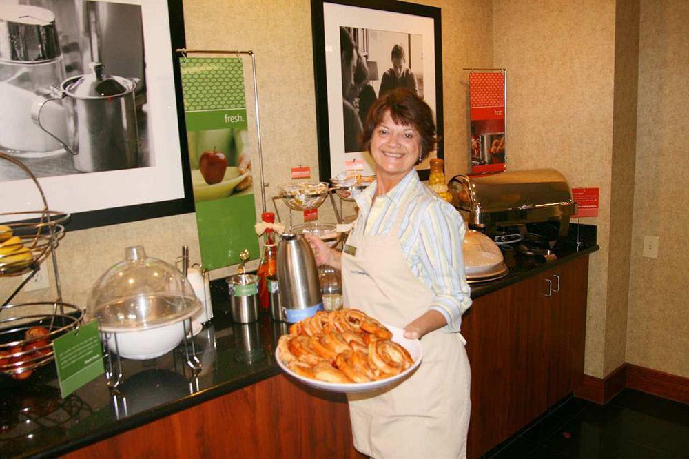 แฮมป์ตัน อินน์ โคลัมบัส/เดลาแวร์-I-71-นอร์ท Sunbury ร้านอาหาร รูปภาพ